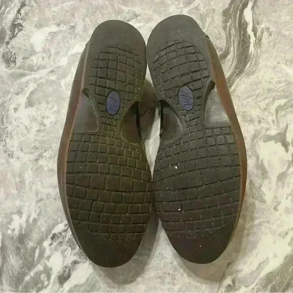 Neil M. Loafers Mens Size 9.5 Casual Comfort Shoes Mocs Brown Leather Vacation - Picture 8 of 10